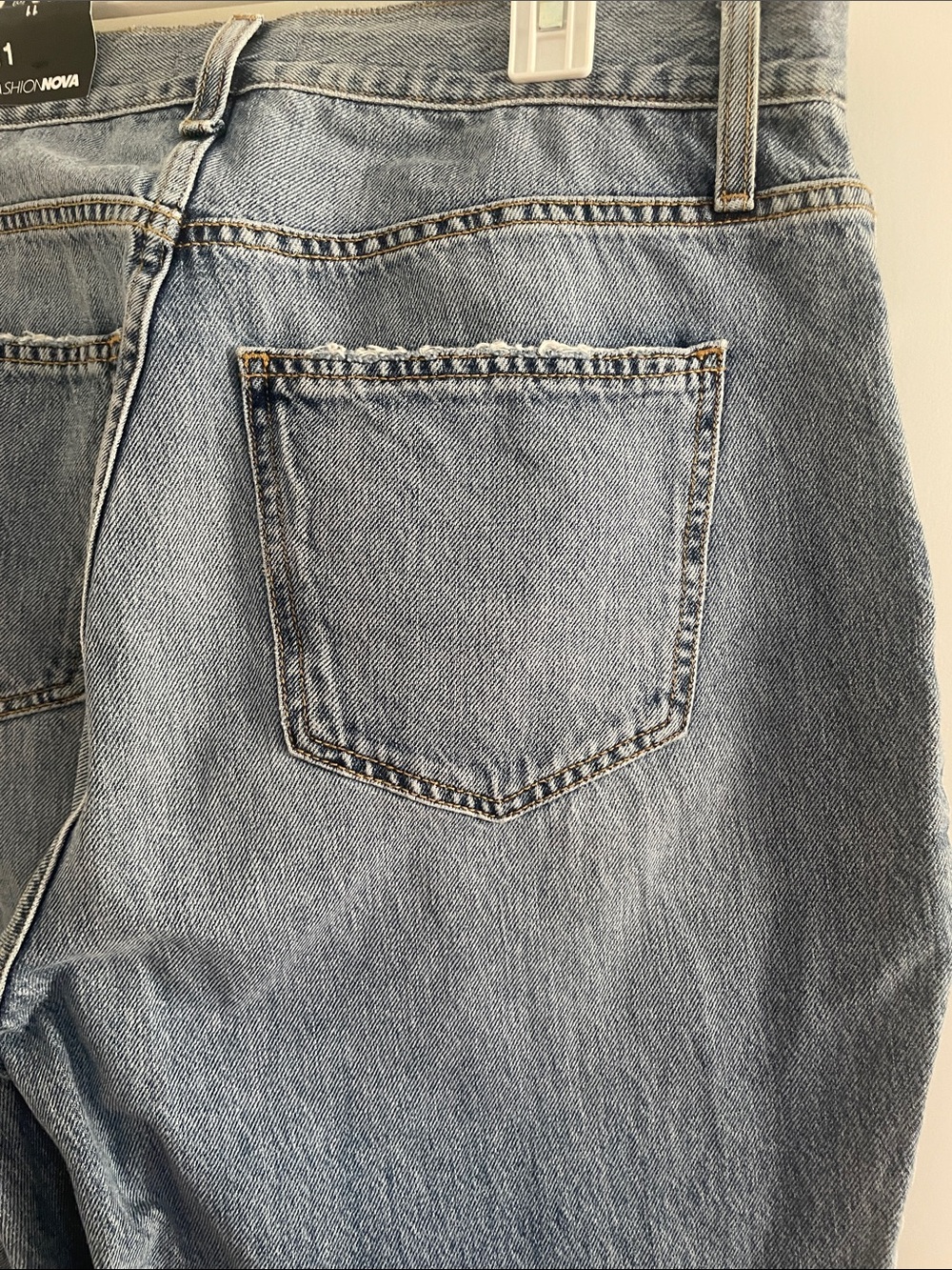 Curvy Light Blue Women’s Mom Jeans - High Rise - Picture 6 of 8